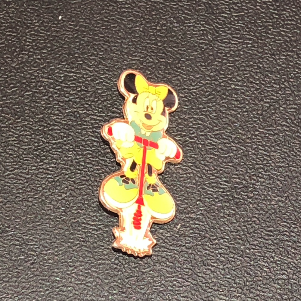 3/$20 Disney Minnie Mouse Pin